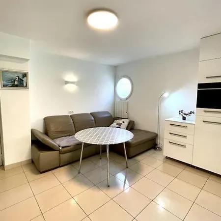 Apartment Jolie De Bord De La Cote D'azur